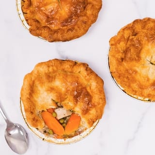 Frozen Savory Chicken Pot Pies (9" Full-Size)